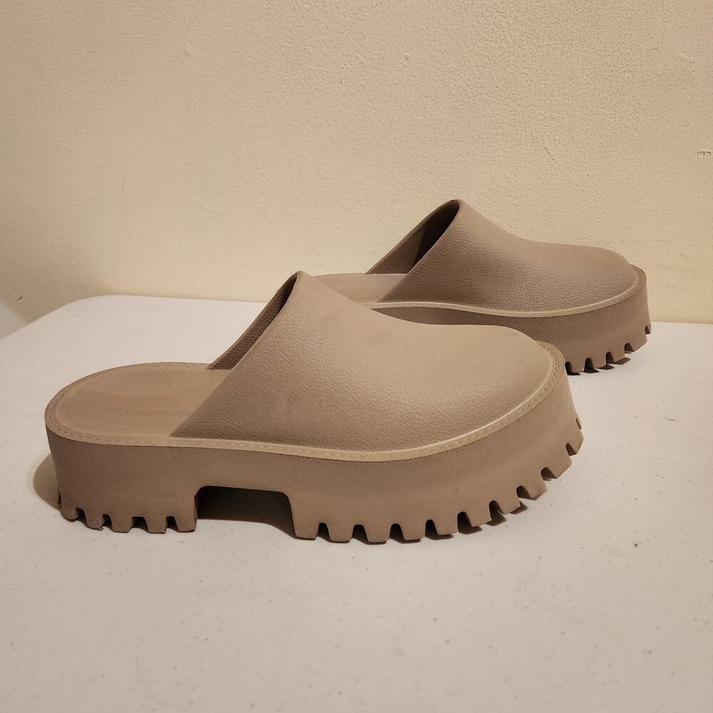 Jeffrey Campbell Taupe Platform Clog Mules - Picture 8 of 9